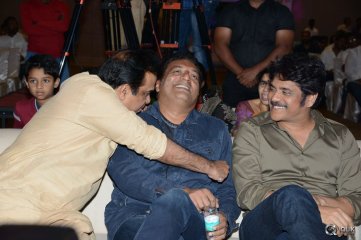 Speedunnodu Movie Platinum Disc Function